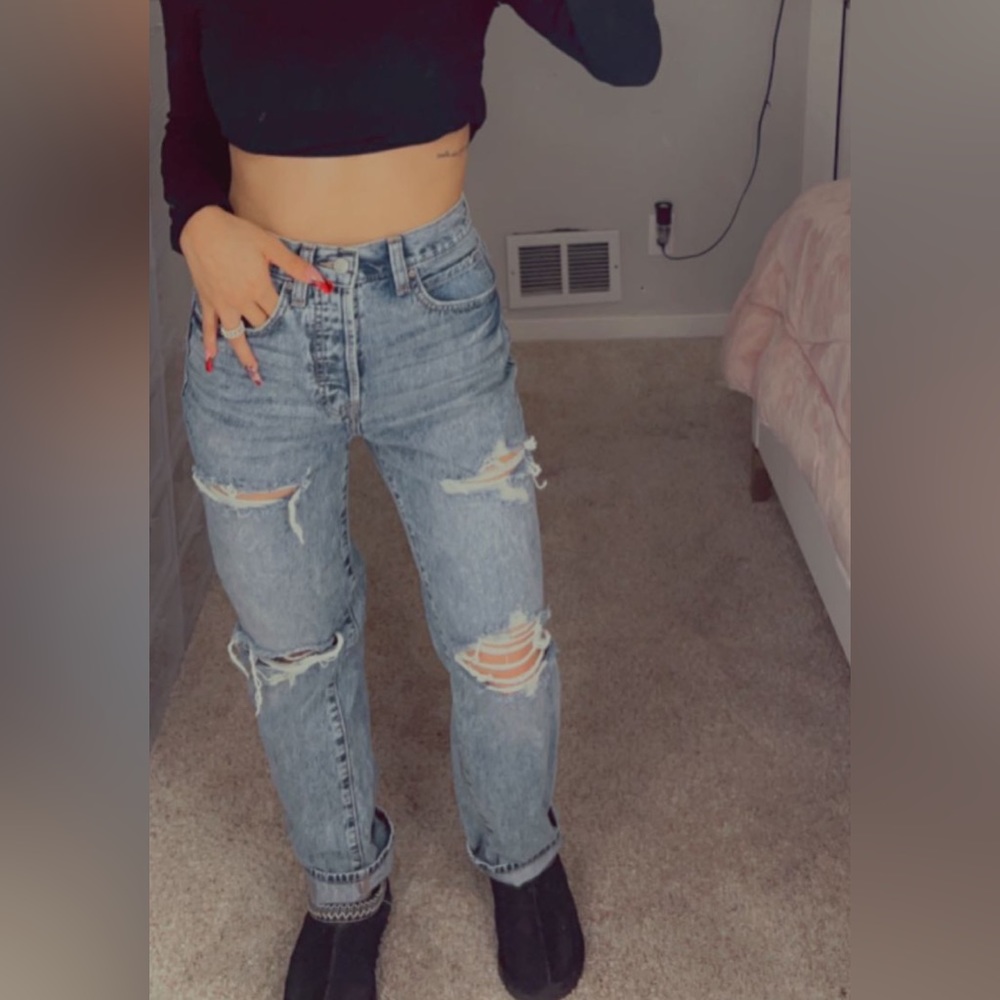 “Vintage Dad Jean” Brand is Willow & Root